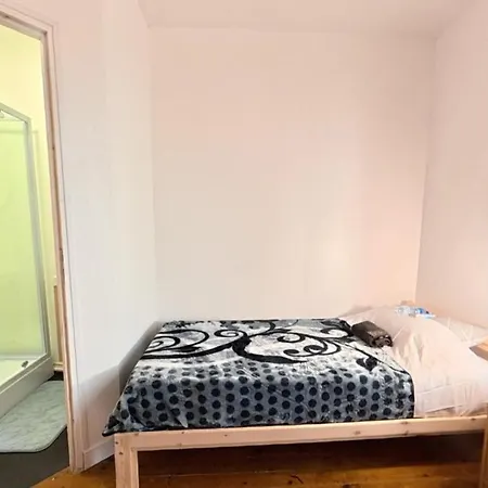 בית נופש Mansion For Large Group Of Professionals